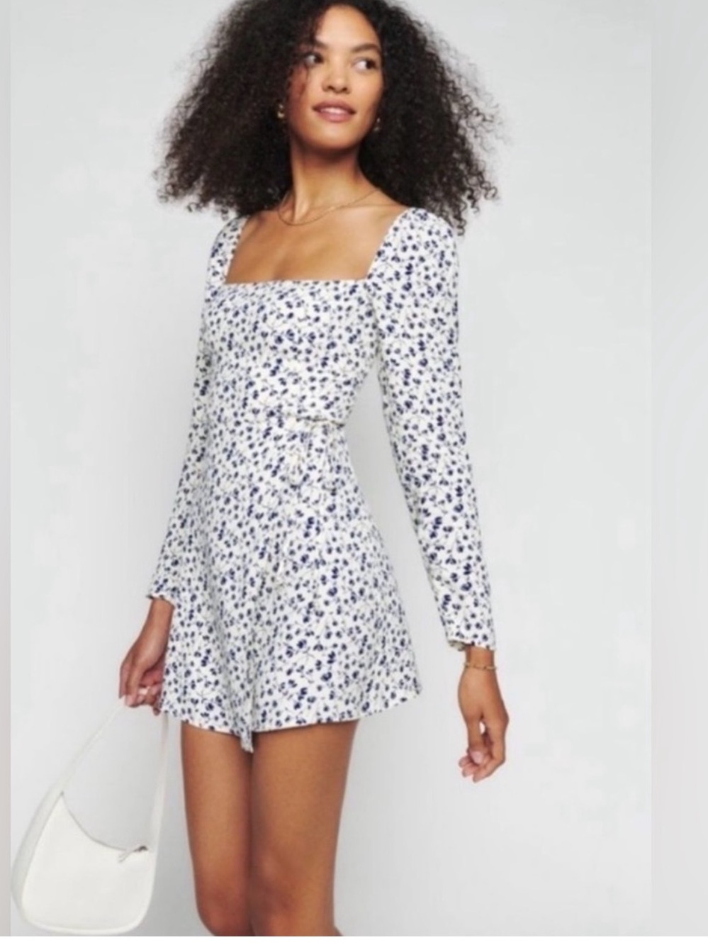 Reformation Rosalie Floral Mini Dress in Mykonos. Size 2